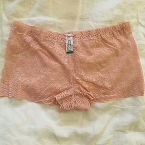 Price Drop! NWT Pink lace boyshort panties